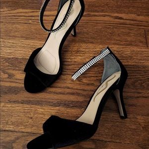 Worn once: Nina Velvet dress heels with rhinestones